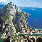 Апартаменты Beachfront Lara