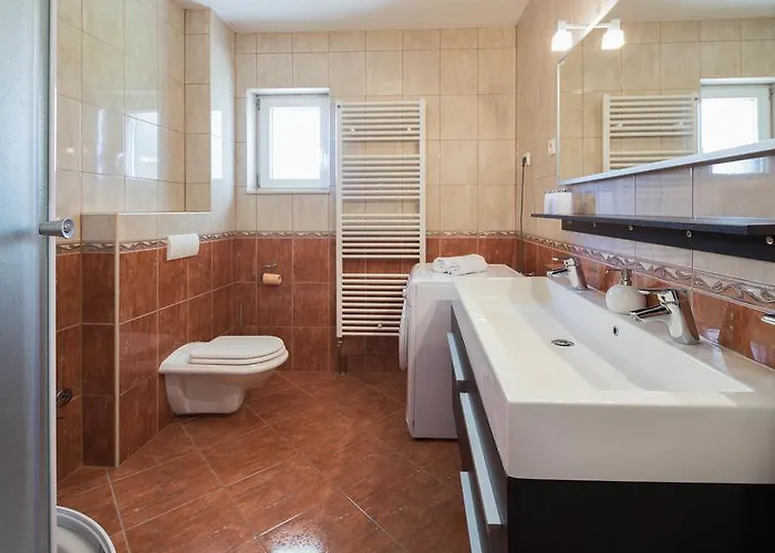 Beachfront Lara Apartamento *