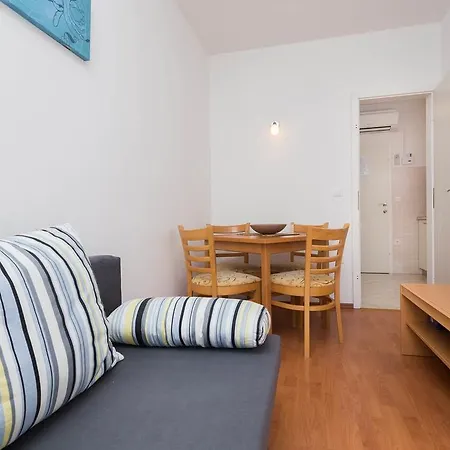 Apartament Beachfront Lara Omiš