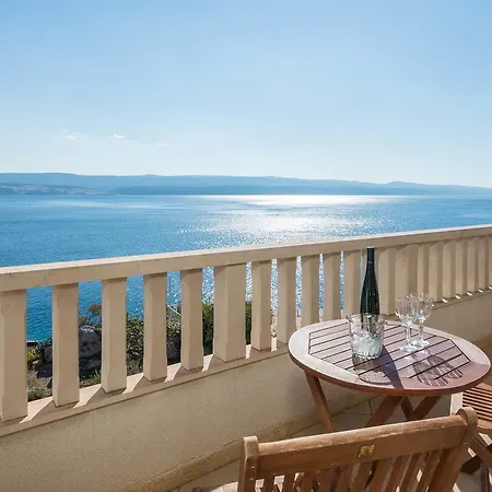 Apartment Beachfront Lara